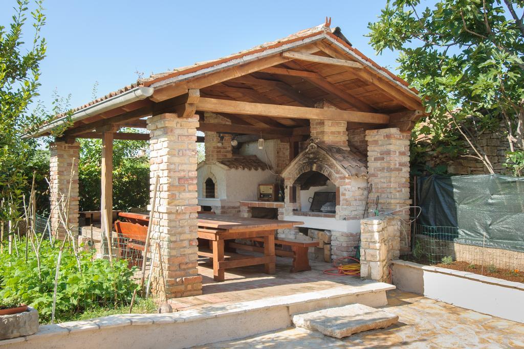 Apartments Borgo 8 Tar-Vabriga Dış mekan fotoğraf